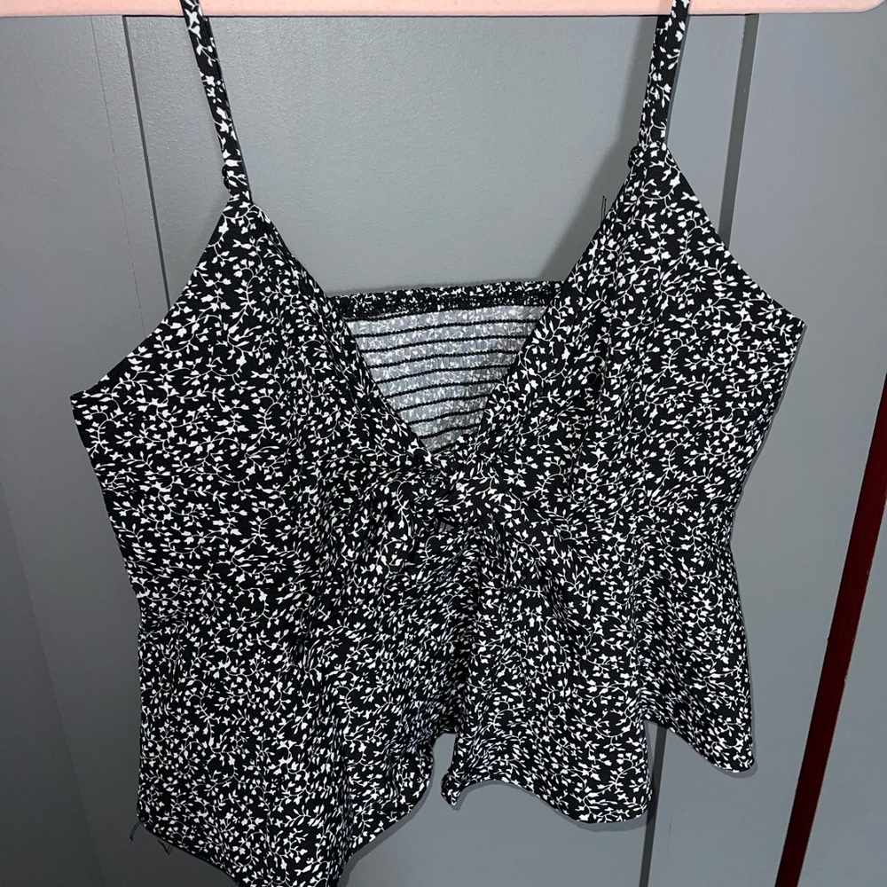 Black and White Floral Women's Top